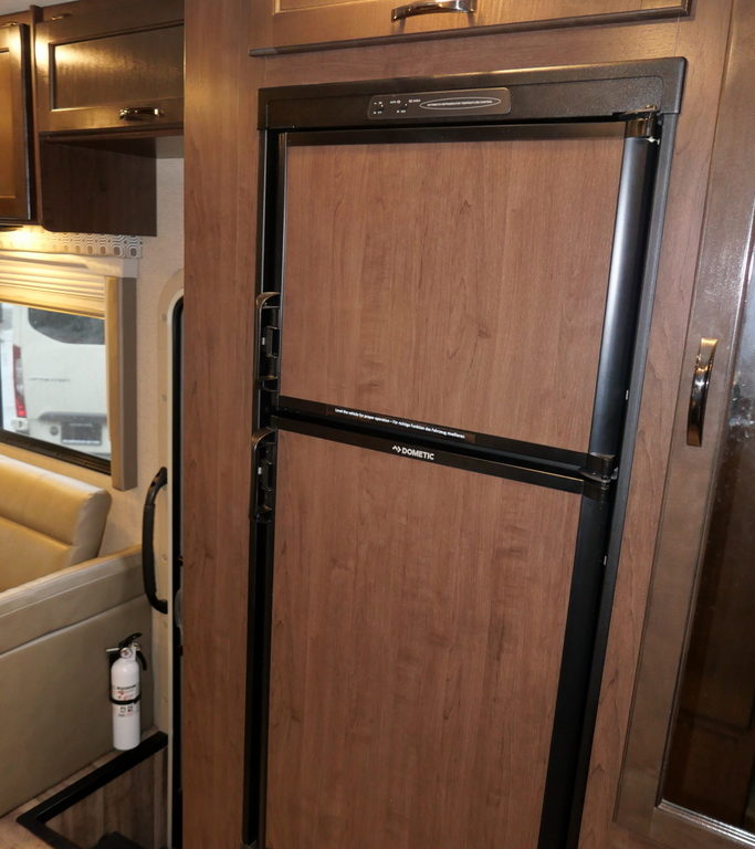 2019 FOUR WINDS 26B 4X4 Class-C, by Thor Motor Coach, Slide-Out-Image