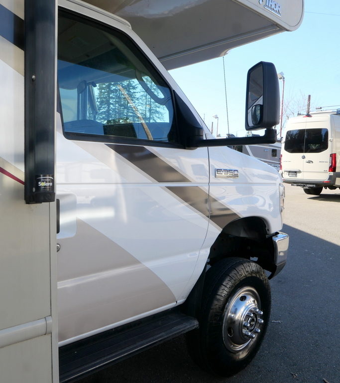 2019 FOUR WINDS 26B 4X4 Class-C, by Thor Motor Coach, Slide-Out-Image