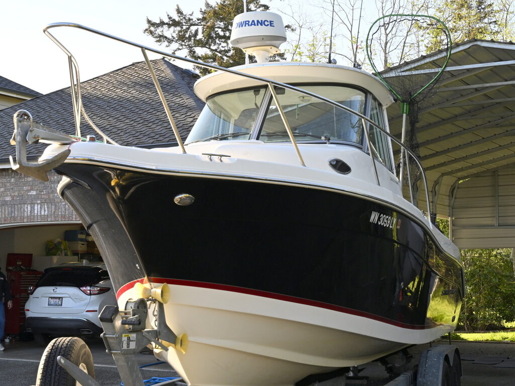 2013 Seaswirl STRIPER 2601 , 2020 Twin Yamaha 200-HP w/Tandem Trailer-Image