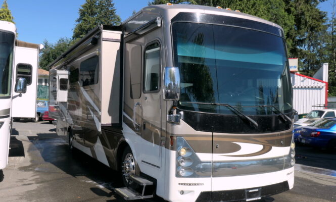 2014 TUSCANY XTE 34ST Bus by Thor, 360-HP Diesel, 3-Slide-Outs-Image