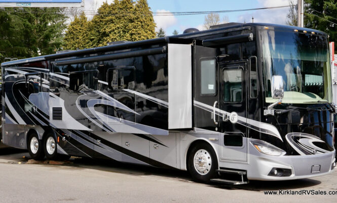 2016 Allegro PHAETON 44OH Bus by Tiffin Motorhomes, 1-1/2 Baths, 4-Slide-Outs-Image