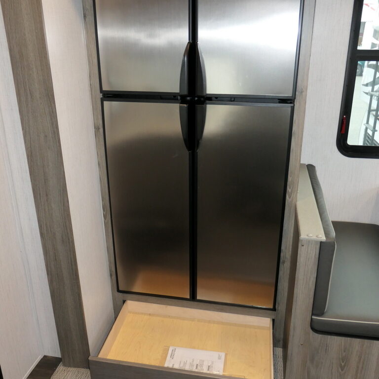 2022 Heartland ELKRIDGE 33BHS 5th/Wheel, Bunk Beds, 2-Slide-Outs-Image