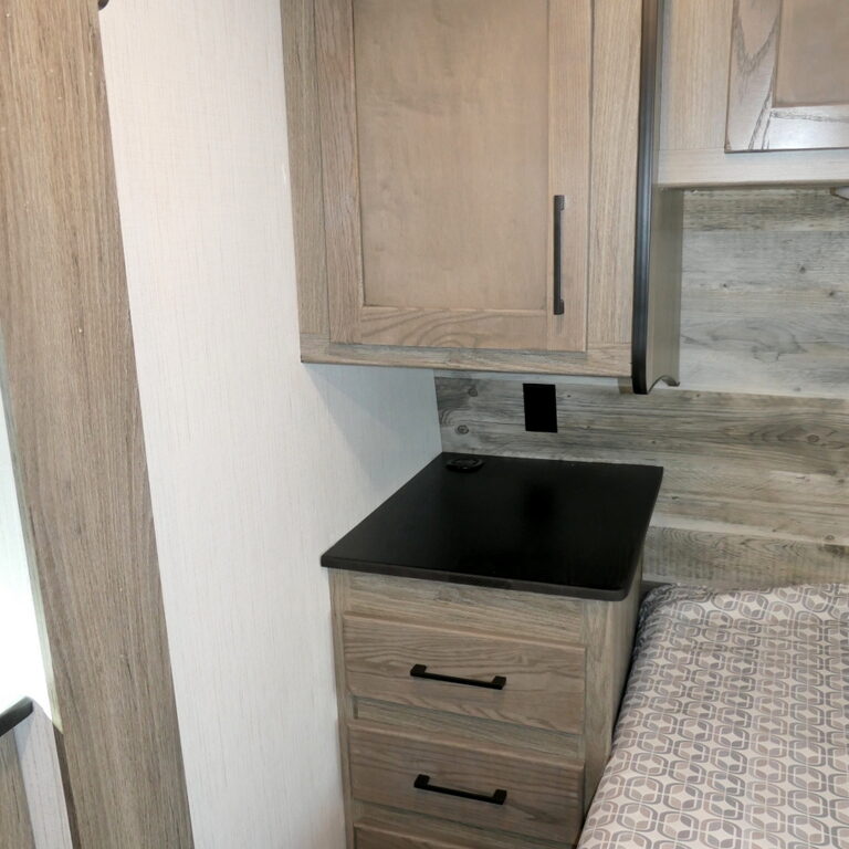 2022 Heartland ELKRIDGE 33BHS 5th/Wheel, Bunk Beds, 2-Slide-Outs-Image