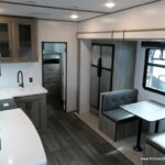 2022 Heartland ELKRIDGE 33BHS 5th/Wheel, Bunk Beds, 2-Slide-Outs-Thumbnail