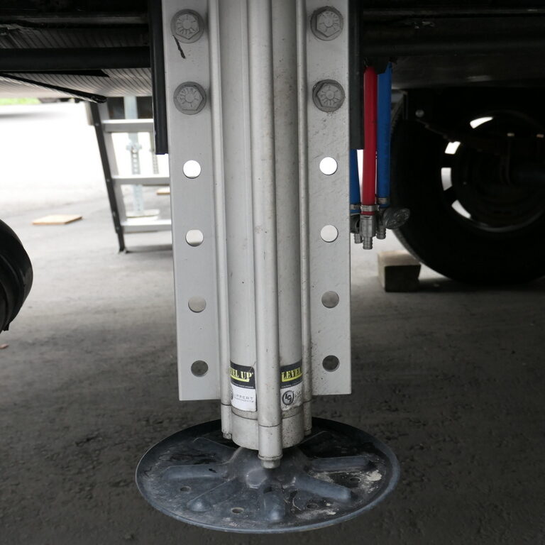 2022 Heartland ELKRIDGE 33BHS 5th/Wheel, Bunk Beds, 2-Slide-Outs-Image