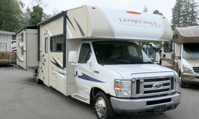 2015 Coachmen LEPRECHAUN 320BH Class-C, 2-Slide-Outs, Bunks-Image