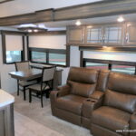 2019 Keystone MONTANA 3810MS 5th Wheel, 3-Slide-Outs, Four Season-Thumbnail