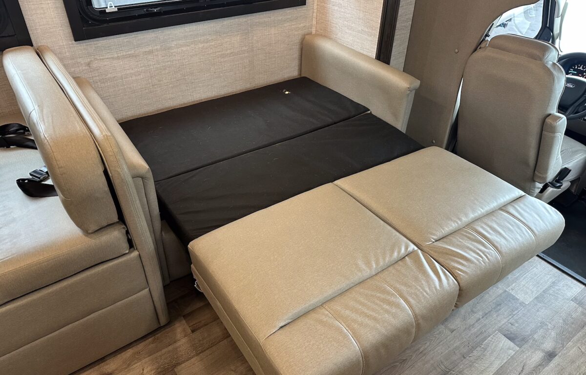 2021 Jayco GREYHAWK 29MV Class-C, 2-Slide-Outs, Low Miles, Auto Leveling-Image