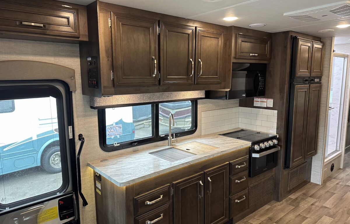 2021 Jayco GREYHAWK 29MV Class-C, 2-Slide-Outs, Low Miles, Auto Leveling-Image