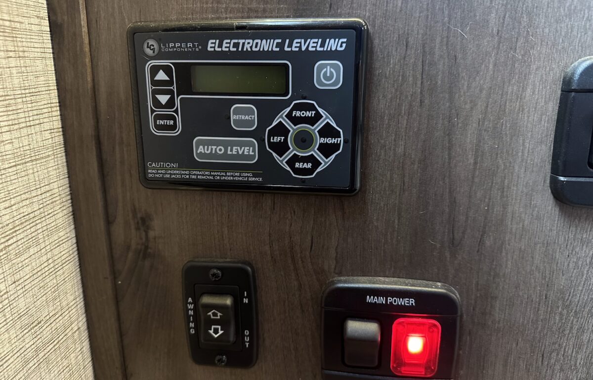 2021 Jayco GREYHAWK 29MV Class-C, 2-Slide-Outs, Low Miles, Auto Leveling-Image