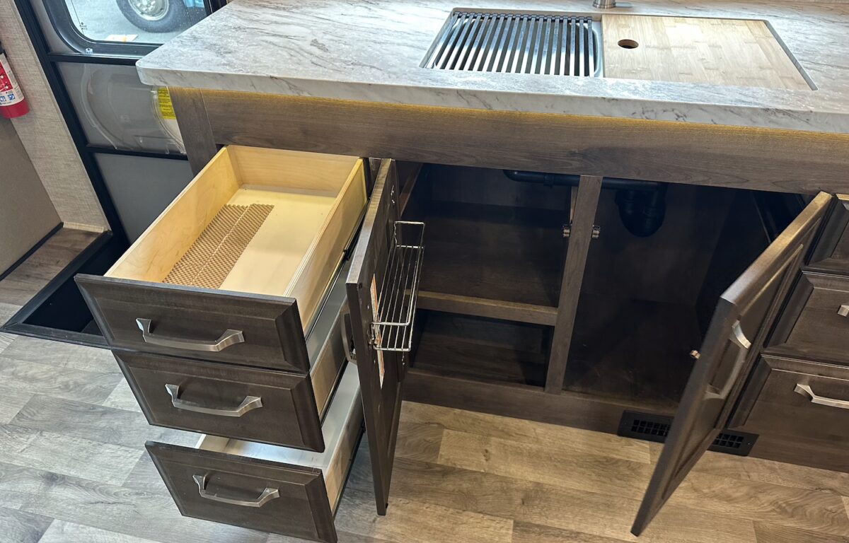 2021 Jayco GREYHAWK 29MV Class-C, 2-Slide-Outs, Low Miles, Auto Leveling-Image