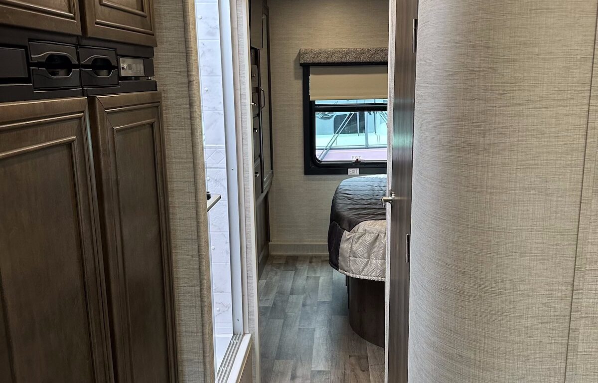 2021 Jayco GREYHAWK 29MV Class-C, 2-Slide-Outs, Low Miles, Auto Leveling-Image