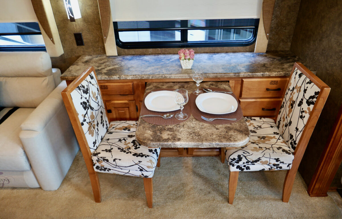 2014 Allegro OPEN ROAD 31SA Class-A Gas, By Tiffin Motorhomes, 2-Slide-Outs, Paint-Image