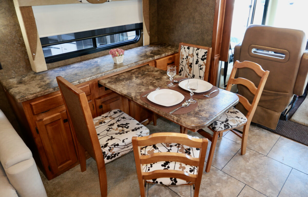 2014 Allegro OPEN ROAD 31SA Class-A Gas, By Tiffin Motorhomes, 2-Slide-Outs, Paint-Image