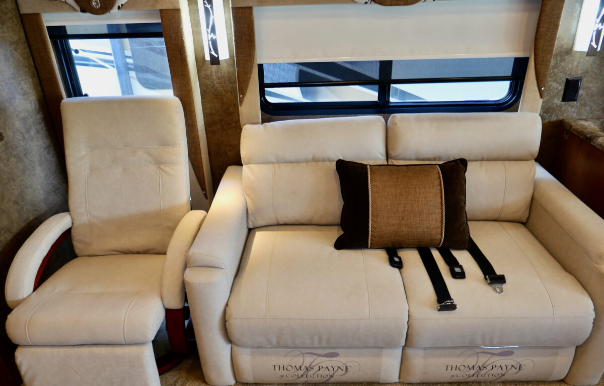 2014 Allegro OPEN ROAD 31SA Class-A Gas, By Tiffin Motorhomes, 2-Slide-Outs, Paint-Image
