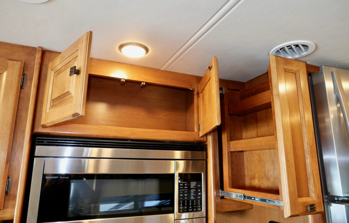 2014 Allegro OPEN ROAD 31SA Class-A Gas, By Tiffin Motorhomes, 2-Slide-Outs, Paint-Image