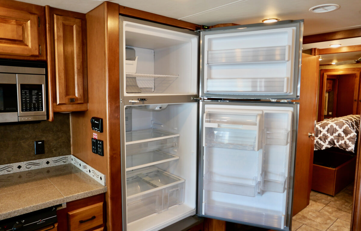 2014 Allegro OPEN ROAD 31SA Class-A Gas, By Tiffin Motorhomes, 2-Slide-Outs, Paint-Image