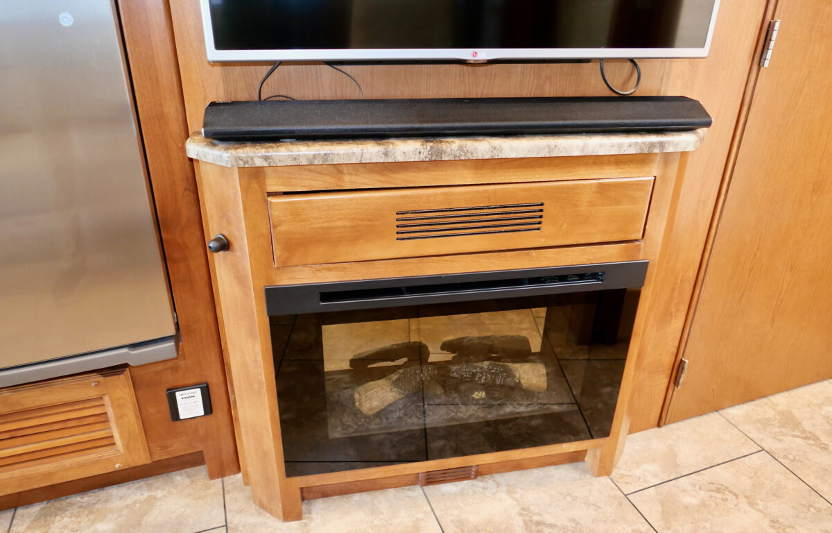 2014 Allegro OPEN ROAD 31SA Class-A Gas, By Tiffin Motorhomes, 2-Slide-Outs, Paint-Image