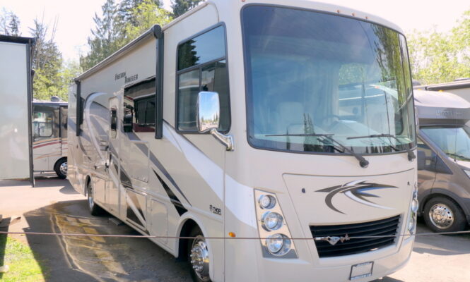 2021 Thor FREEDOM TRAVELER A30 Class-A, Cab-Over Bunk, Full-Wall Slide-Image