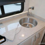 2021 Tiffin WAYFARER 25RW Class-B+, Mercedes Sprinter, Slide-Out, Like NEW Condition!-Thumbnail