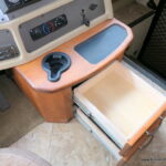 2009 Monaco KNIGHT 41SKQ Bus, Cummins 360-HP Turbo Diesel, Quad-Slides-Thumbnail