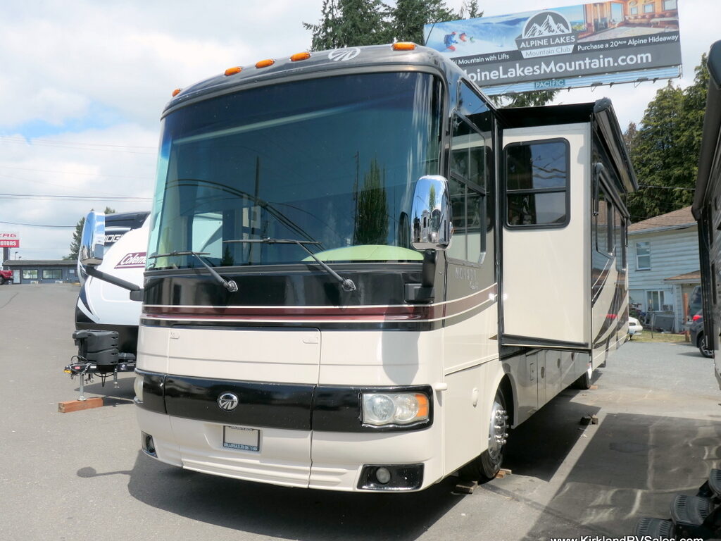 2009 Monaco KNIGHT 41SKQ Bus, Cummins 360-HP Turbo Diesel, Quad-Slides-Image