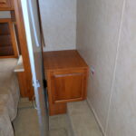 2009 Monaco KNIGHT 41SKQ Bus, Cummins 360-HP Turbo Diesel, Quad-Slides-Thumbnail