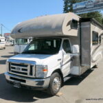 2014 Thor FOUR WINDS 28Z Class-C, Slide-Out, Sleeps-8-Thumbnail