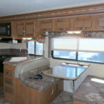 2014 Thor FOUR WINDS 28Z Class-C, Slide-Out, Sleeps-8-Thumbnail