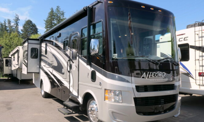 2016 Allegro OPEN ROAD 31SA Class-A, by Tiffin Motorhomes, 2-Slide-Outs, Full Body Paint-Image