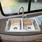 2017 Winnebago VIEW 24G Class-C, Mercedes Diesel, 2-Slides, Leveling Jacks-Thumbnail