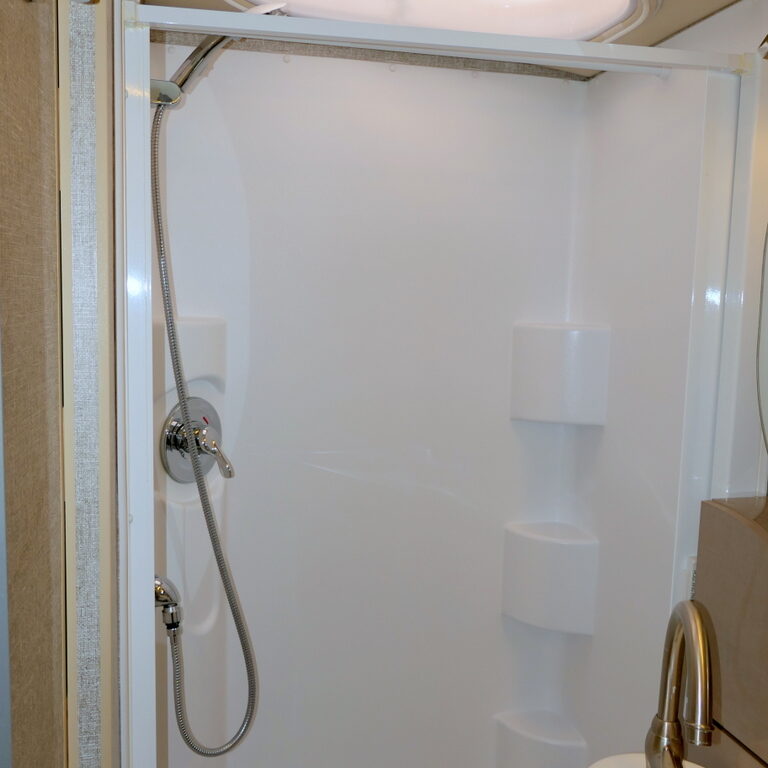 2017 Winnebago VIEW 24G Class-C, Mercedes Diesel, 2-Slides, Leveling Jacks-Image