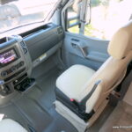 2019 Tiffin WAYFARER 24TW Class-C, Mercedes Diesel, Auto Jacks, Twins/King Bed-Thumbnail