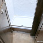 2019 Tiffin WAYFARER 24TW Class-C, Mercedes Diesel, Auto Jacks, Twins/King Bed-Thumbnail