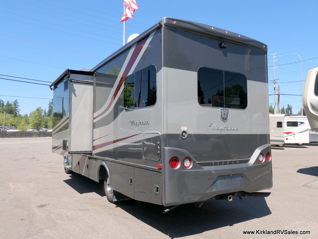 2019 Tiffin WAYFARER 24TW Class-C, Mercedes Diesel, Auto Jacks, Twins/King Bed-Image