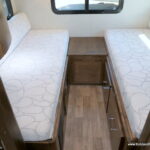 2019 Tiffin WAYFARER 24TW Class-C, Mercedes Diesel, Auto Jacks, Twins/King Bed-Thumbnail