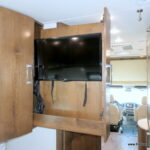 2019 Tiffin WAYFARER 24TW Class-C, Mercedes Diesel, Auto Jacks, Twins/King Bed-Thumbnail