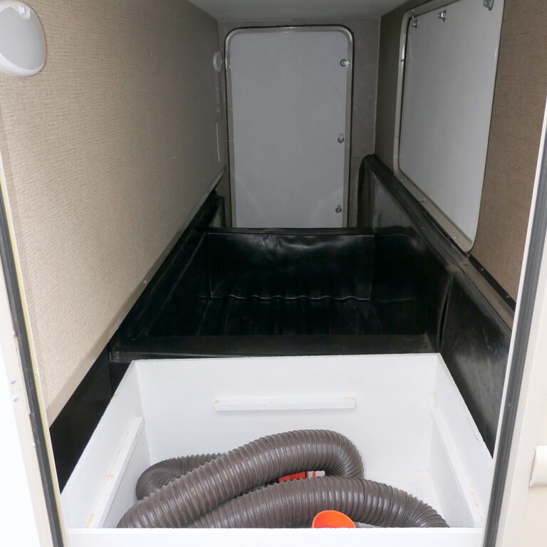 2018 Thor CHATEAU 24HL Class-C, 2-Slide-Outs, Mercedes Sprinter Diesel-Image