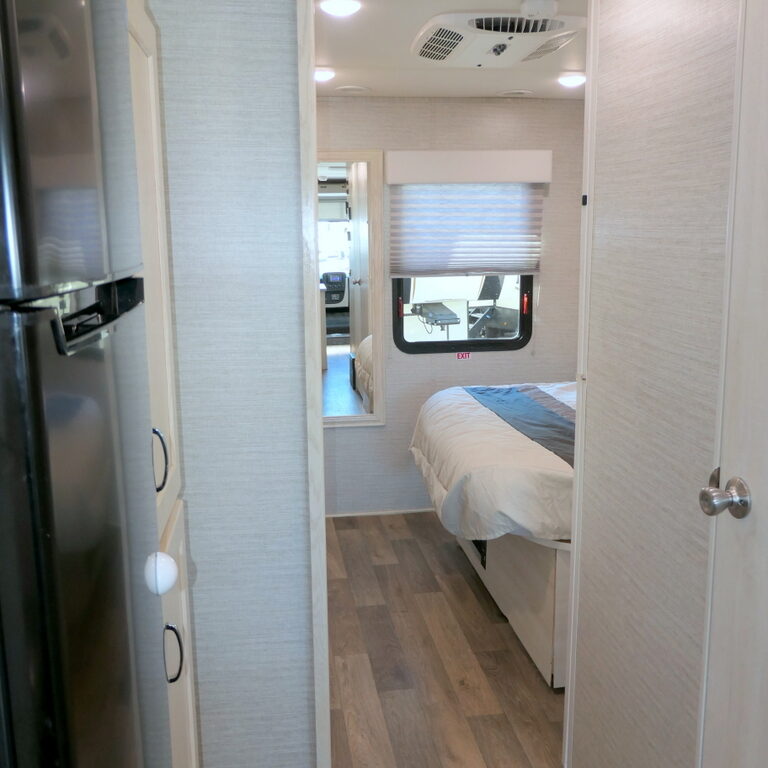 2020 Winnebago INTENT 28Y Class-A, 3-Slides, Low Miles, Exterior Kitchenette-Image