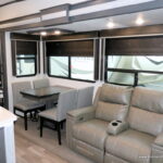 2021 MONTANA HIGH COUNTRY 294RL 5th Wheel, by Keystone, 3-Slides, Four Season Living-Thumbnail