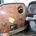 2013 Newmar VENTANA 3433 Bus, 360HP Diesel, Quad-Slides, Low Miles-Thumbnail