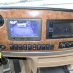 2013 Newmar VENTANA 3433 Bus, 360HP Diesel, Quad-Slides, Low Miles-Thumbnail