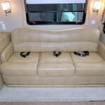 2013 Newmar VENTANA 3433 Bus, 360HP Diesel, Quad-Slides, Low Miles-Thumbnail