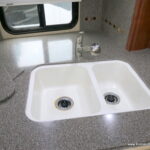 2013 Newmar VENTANA 3433 Bus, 360HP Diesel, Quad-Slides, Low Miles-Thumbnail