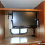 2014 Fleetwood BOUNDER Classic 30T Class-A, 2-Slides, Full Body Paint-Thumbnail