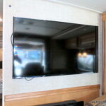 2017 Winnebago SUNSTAR LX 27N Class-A, 3-Slide-Outs, Full Paint, Low Miles-Thumbnail