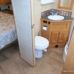 2017 Winnebago SUNSTAR LX 27N Class-A, 3-Slide-Outs, Full Paint, Low Miles-Thumbnail