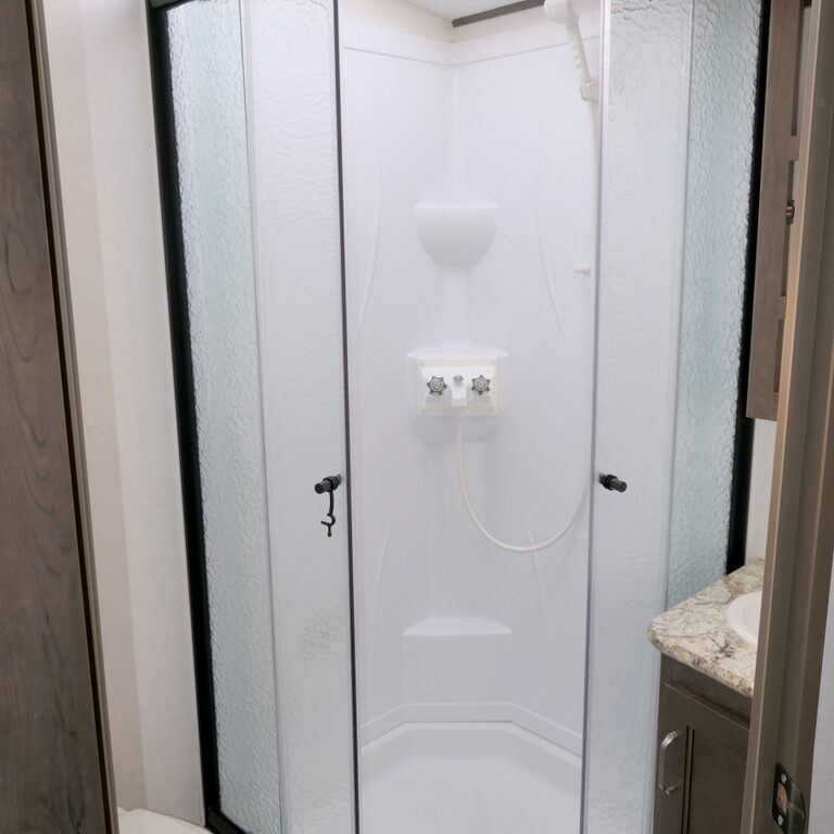 2019 PASSPORT GT 2210RBWE Travel Trailer, by Keystone, Slide-Out-Image