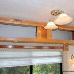 2004 SUN VOYAGER 8351MXG Class-A, By Gulf Stream, 2-Slide-Outs-Thumbnail