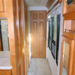 2004 SUN VOYAGER 8351MXG Class-A, By Gulf Stream, 2-Slide-Outs-Thumbnail